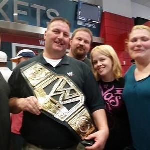 Meet your Posher, Bobby